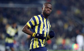 欧罗巴周四焦点战：匈牙利班霸死磕苏超劲旅，费伦茨主场能否驯服流浪者？